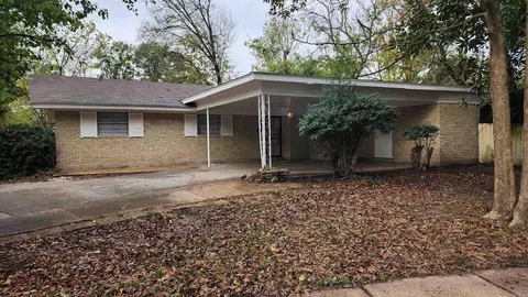 1204 Belmont Dr, Pine Bluff, AR 71601 photo 1