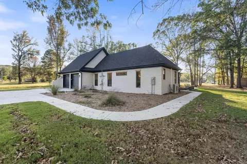 Exterior - 5 Evelyn Ln, Conway, AR 72032 photo 5 of 6