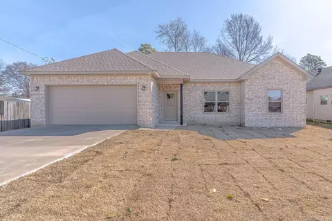 506 Maumelle St, Lake City, AR 72437