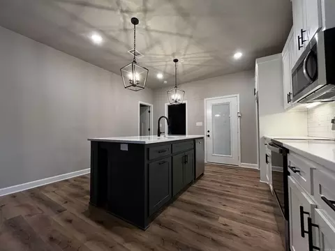 2501 Janet, Benton, AR 72015 photo 14