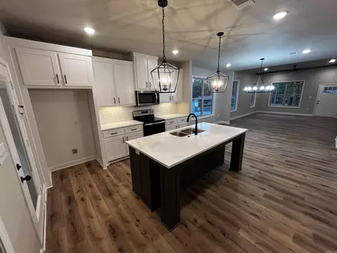 2501 Janet, Benton, AR 72015 photo 16