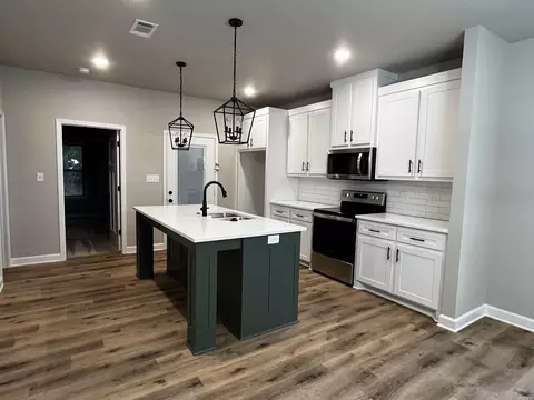 2501 Janet, Benton, AR 72015 photo 5