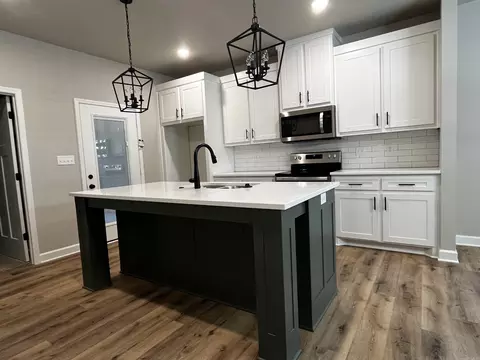 2501 Janet, Benton, AR 72015 photo 9