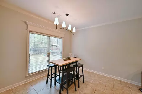 Dining - 1158 Oak Glenn Loop, Bryant, AR 72022 photo 3 of 4