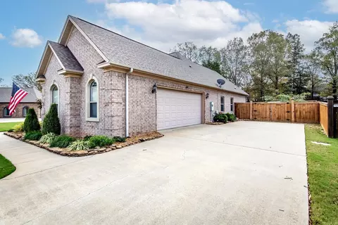 62 Cossatot Cir, Cabot, AR 72023 photo 2