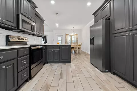 Kitchen - 212 Heather Loop, Beebe, AR 72012 photo 4 of 4