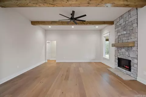 Living - 10557 Gunter Loop, Benton, AR 72019 photo 2 of 2