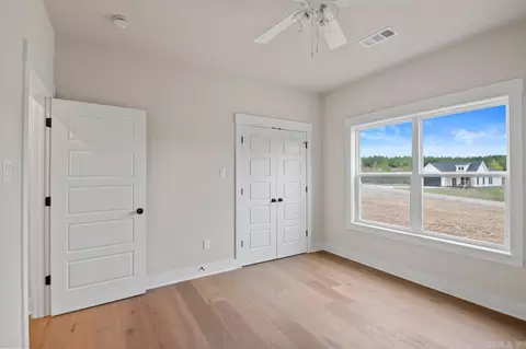 Bedroom - 10557 Gunter Loop, Benton, AR 72019 photo 3 of 4