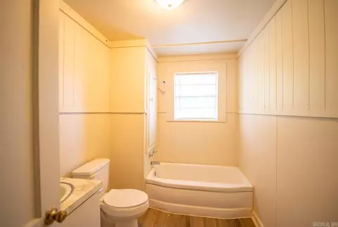 28 E Main St, Greenbrier, AR 72058 photo 8