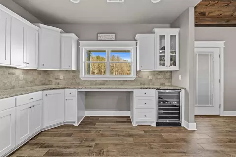 Kitchen - 100 Sandy Creek Dr, Ward, AR 72176 photo 3 of 3