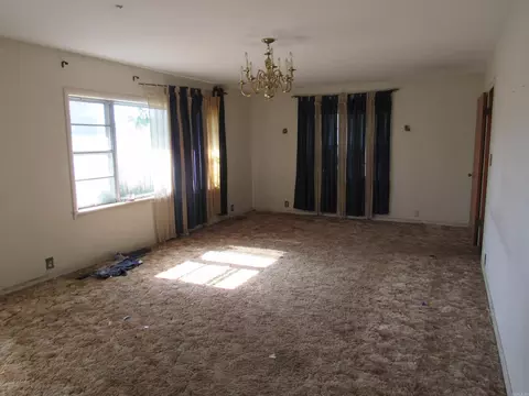 Living - 43 Springfield Rd, Springfield, AR 72157 photo 2 of 2