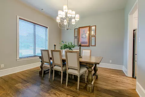 Dining - 3901 Commonwealth Dr, Bryant, AR 72022 photo 1 of 6