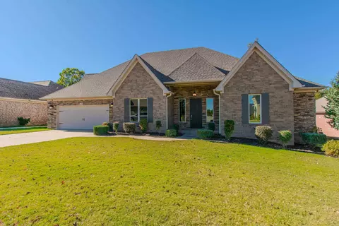 Exterior - 3901 Commonwealth Dr, Bryant, AR 72022 photo 1 of 6