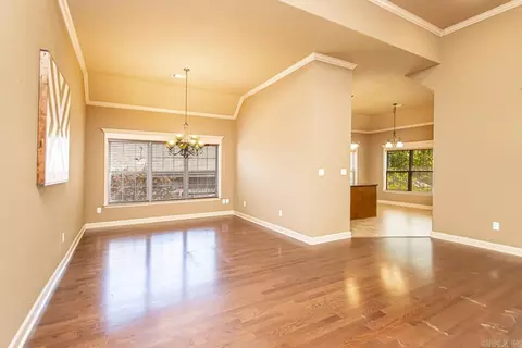 Living - 3014 Quarter Horse Dr, Benton, AR 72015 photo 6 of 6