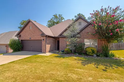 Exterior - 3014 Quarter Horse Dr, Benton, AR 72015 photo 2 of 10