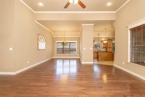 Living - 3014 Quarter Horse Dr, Benton, AR 72015 photo 5 of 6