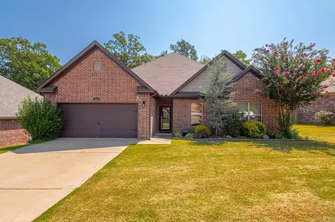 Exterior - 3014 Quarter Horse Dr, Benton, AR 72015 photo 1 of 10