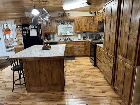 Kitchen - 83 Circle Dr, Drasco, AR 72530 photo 5 of 5