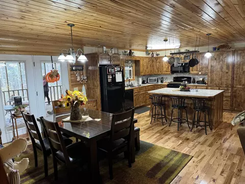 Kitchen - 83 Circle Dr, Drasco, AR 72530 photo 2 of 5