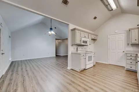 Entry Way - 61 E Main St, Greenbrier, AR 72058 photo 1 of 2