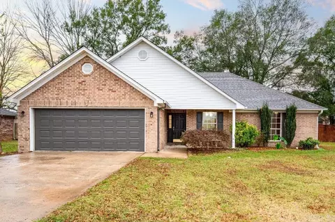 Exterior - 61 E Main St, Greenbrier, AR 72058 photo 1 of 1
