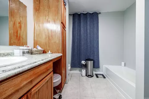 Bath - 575 Midway Rd, Donaldson, AR 71941 photo 3 of 3