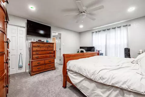 Bedroom - 575 Midway Rd, Donaldson, AR 71941 photo 2 of 3