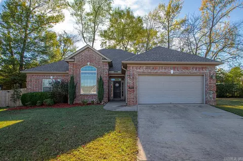 Exterior - 2804 Lynne Ct, Bryant, AR 72022 photo 1 of 7