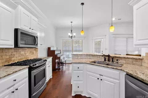 Kitchen - 2804 Lynne Ct, Bryant, AR 72022 photo 1 of 3