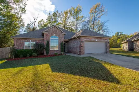 Exterior - 2804 Lynne Ct, Bryant, AR 72022 photo 2 of 7