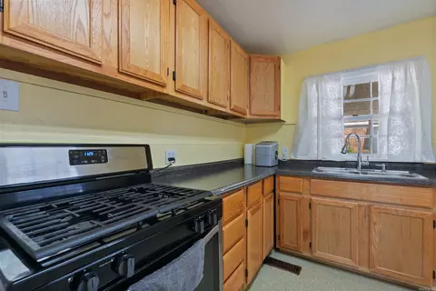 Kitchen - 1122 Mitchell St, Conway, AR 72034 photo 2 of 3
