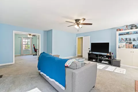 Living - 1122 Mitchell St, Conway, AR 72034 photo 5 of 6