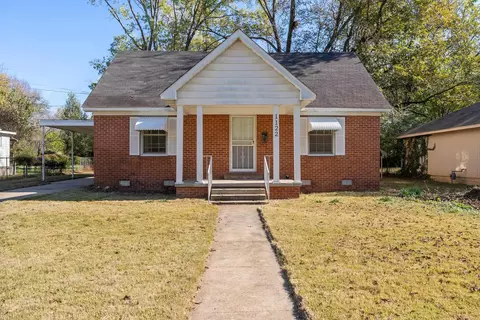 Exterior - 1122 Mitchell St, Conway, AR 72034 photo 1 of 8