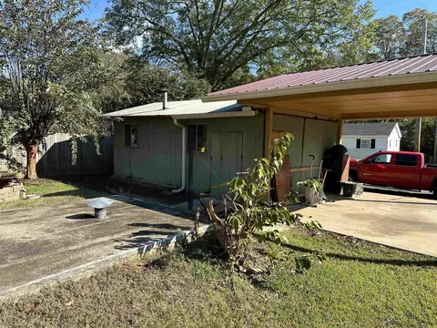Exterior - 619 Westbrook St, Benton, AR 72015 photo 15 of 16