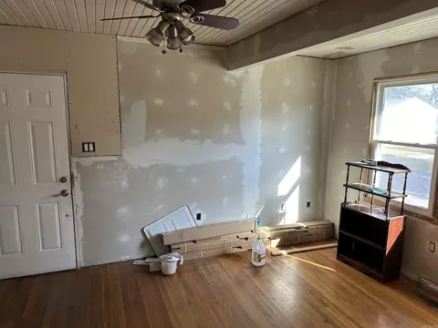Living - 619 Westbrook St, Benton, AR 72015 photo 3 of 3