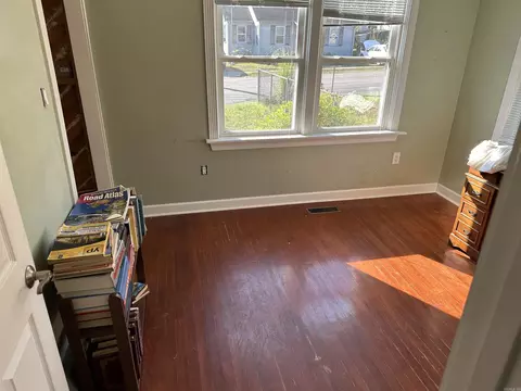 Bedroom - 619 Westbrook St, Benton, AR 72015 photo 3 of 4