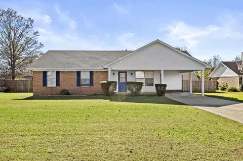 1807 Peachwood Cv, Beebe, AR 72012 photo 1