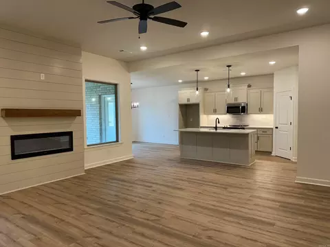 3014 Sue St, Benton, AR 72015 photo 8