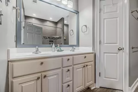 Bath - 95 Overland Park Rd, Vilonia, AR 72173 photo 2 of 6