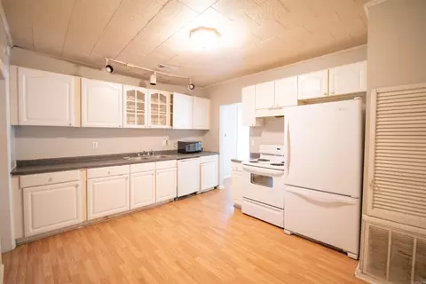 229 Oliver St, Conway, AR 72034 photo 8