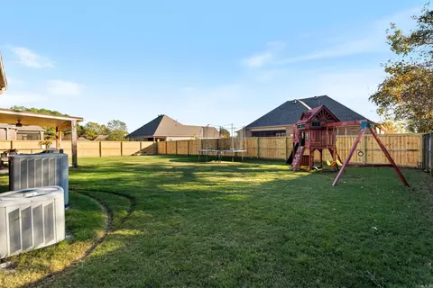 Exterior - 5115 Greystone Dr, Conway, AR 72034 photo 5 of 8