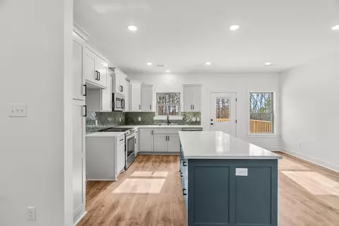 Kitchen - 35 Sky Eagle Dr, Greenbrier, AR 72058 photo 1 of 6