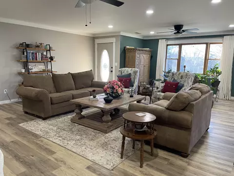Living - 1336 Lawrence Road 106, Ravenden, AR 72459 photo 4 of 5