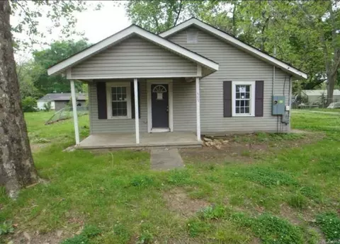605 N Elm St, Beebe, AR 72012 photo 1