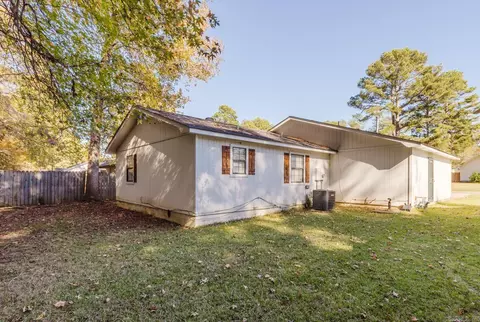 Exterior - 202 Bellevue Cir, Jacksonville, AR 72076 photo 3 of 4
