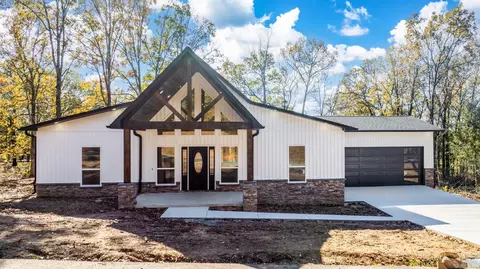 Exterior - 12 Eagle Dr, Conway, AR 72032 photo 7 of 10