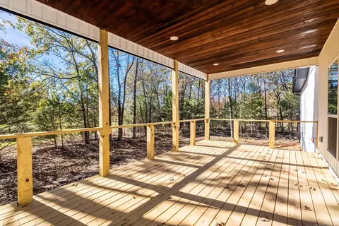 Exterior - 12 Eagle Dr, Conway, AR 72032 photo 4 of 10