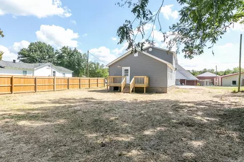 110 N 2nd St, Austin, AR 72007 photo 48