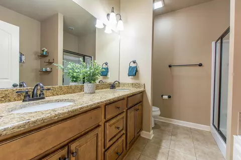 Bath - 3007 Chapman Ct, Bryant, AR 72022 photo 1 of 3