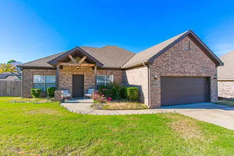 Exterior - 3007 Chapman Ct, Bryant, AR 72022 photo 7 of 9